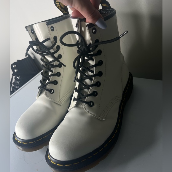 Authentic Cream Dr. Martens Combat Boots - Picture 4 of 5